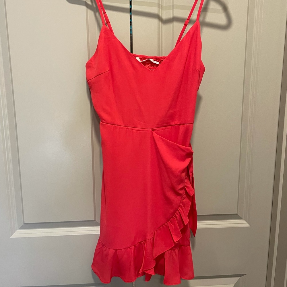 Women's pink dress - a closet staple